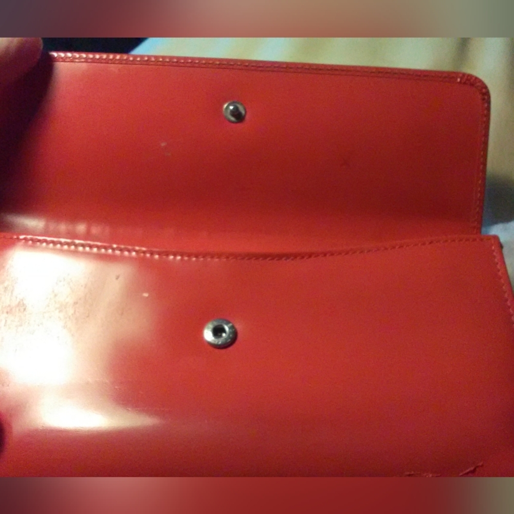 VINTAGE GUCCI WALLET ORANGE W/ SILVER METAL PATENT LEATHER. READ DESCRIPTION - Picture 9 of 14